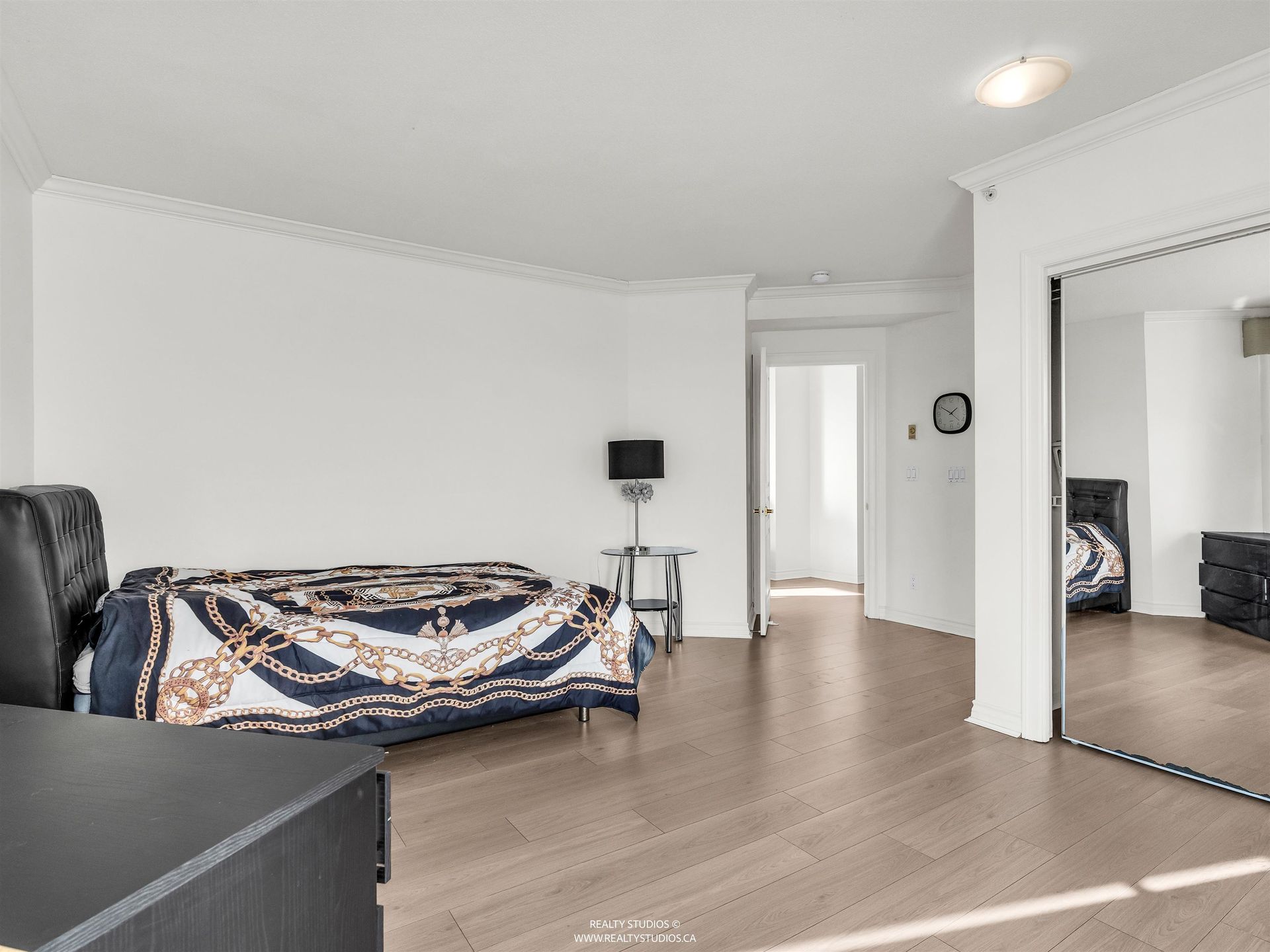 588-16th-street-ambleside-west-vancouver-11 at 201 - 588 16th Street, Ambleside, West Vancouver