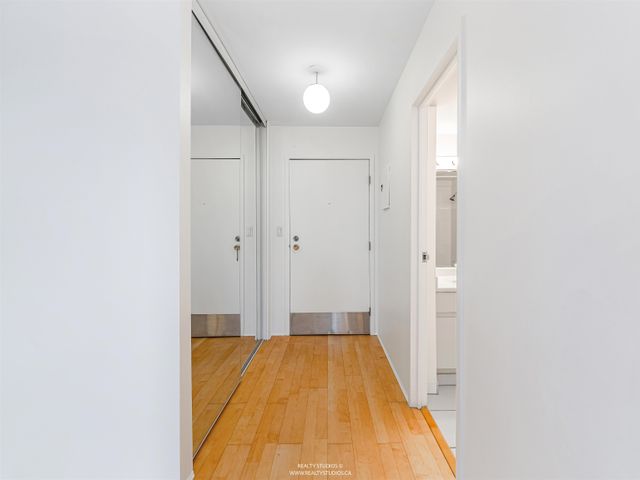 145-st-georges-avenue-lower-lonsdale-north-vancouver-28 at 1605 - 145 St. Georges Avenue, Lower Lonsdale, North Vancouver