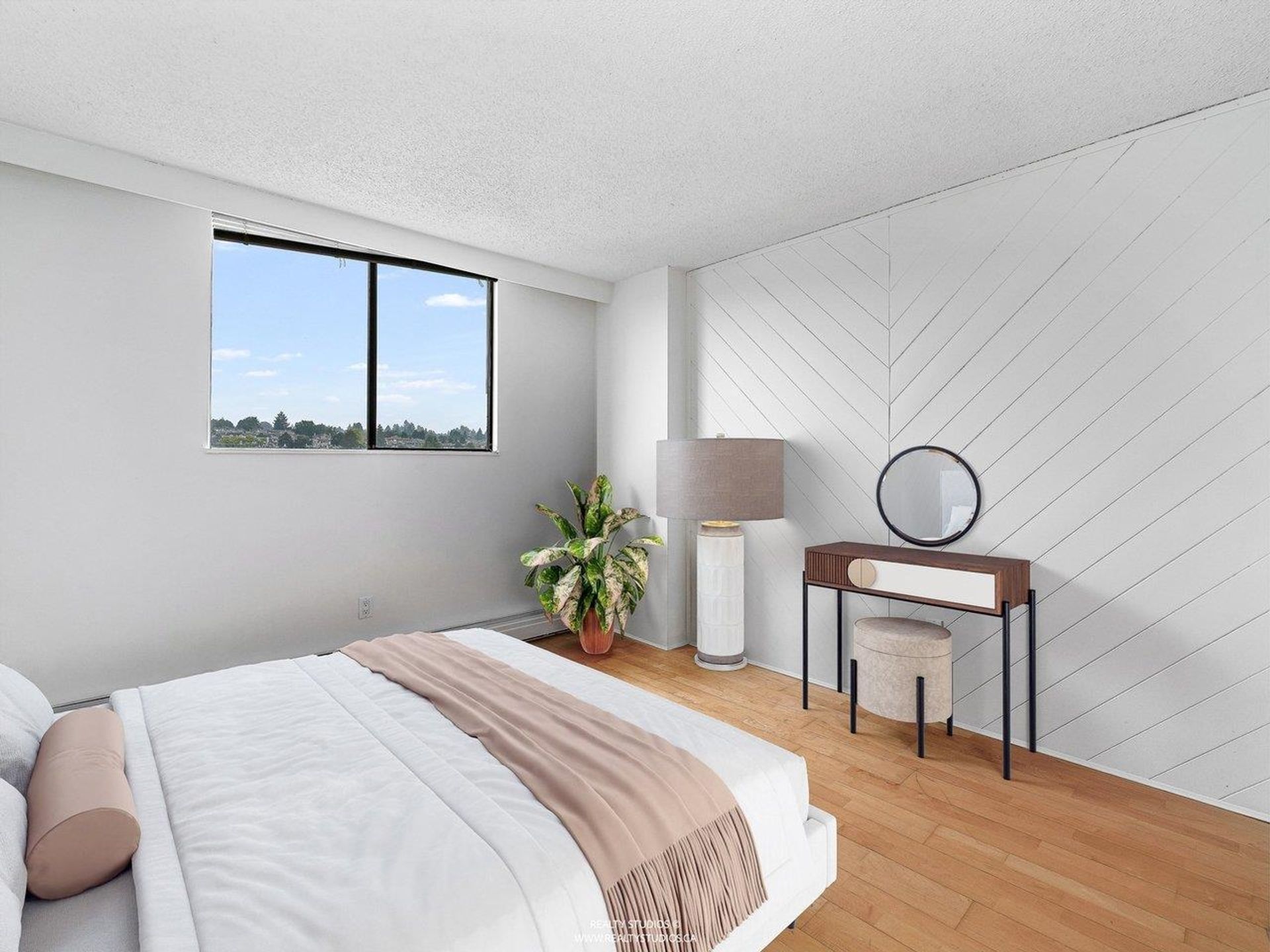 145-st-georges-avenue-lower-lonsdale-north-vancouver-18 at 1605 - 145 St. Georges Avenue, Lower Lonsdale, North Vancouver