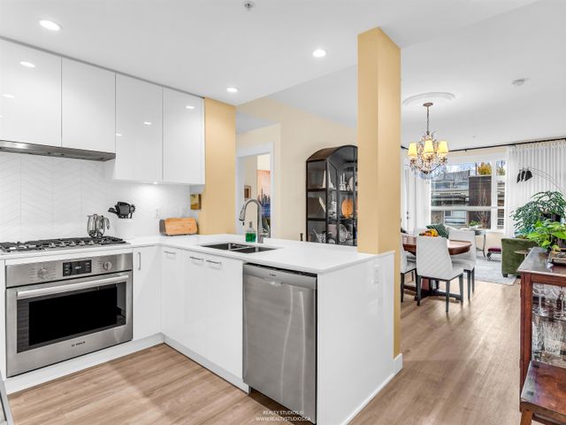 715-w-15th-street-mosquito-creek-north-vancouver-22 at 206 - 715 W 15th Street, Mosquito Creek, North Vancouver