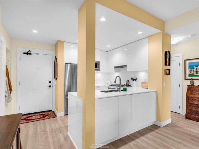 715-w-15th-street-mosquito-creek-north-vancouver-24 at 206 - 715 W 15th Street, Mosquito Creek, North Vancouver