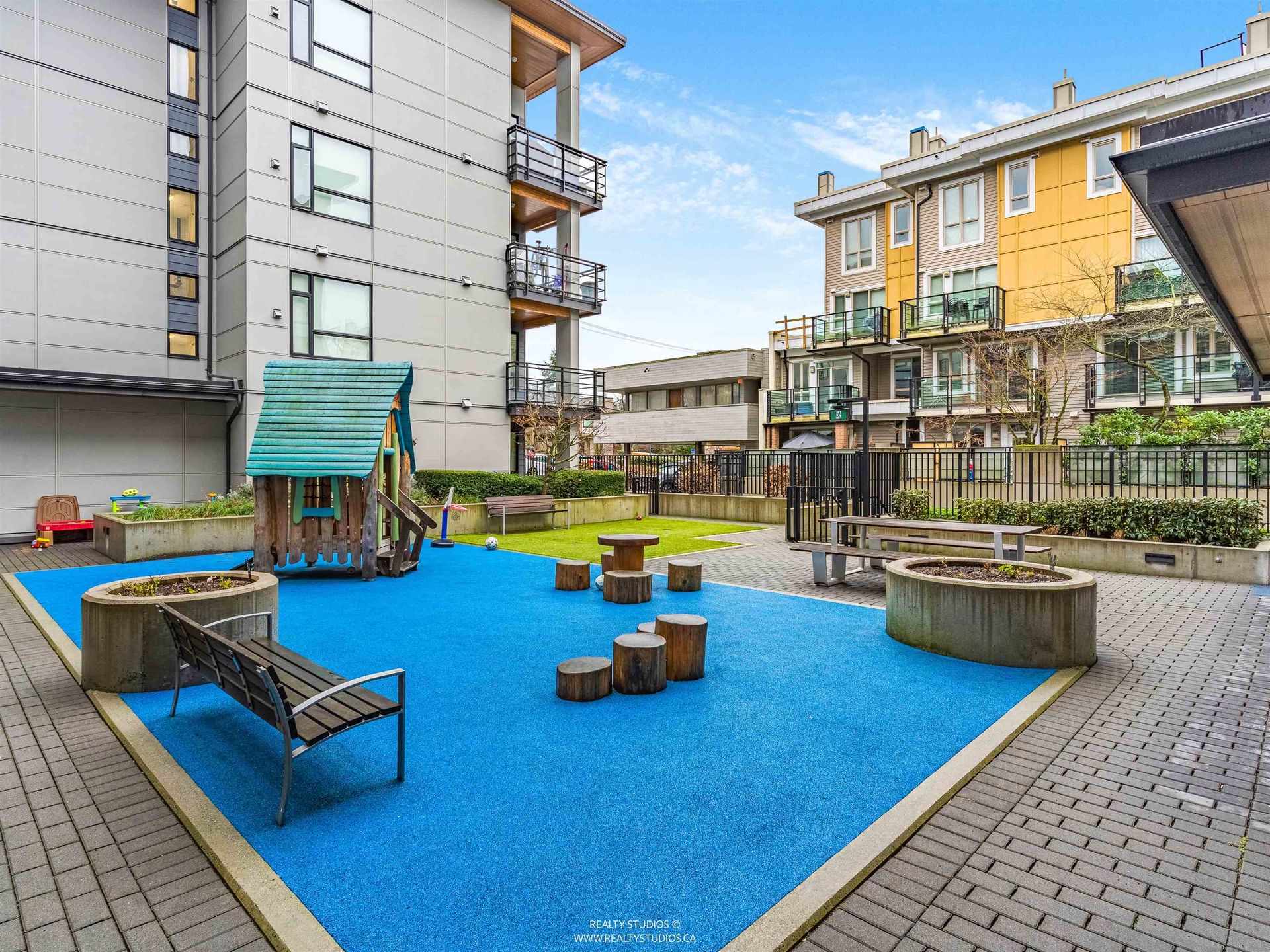 715-w-15th-street-mosquito-creek-north-vancouver-35 at 206 - 715 W 15th Street, Mosquito Creek, North Vancouver