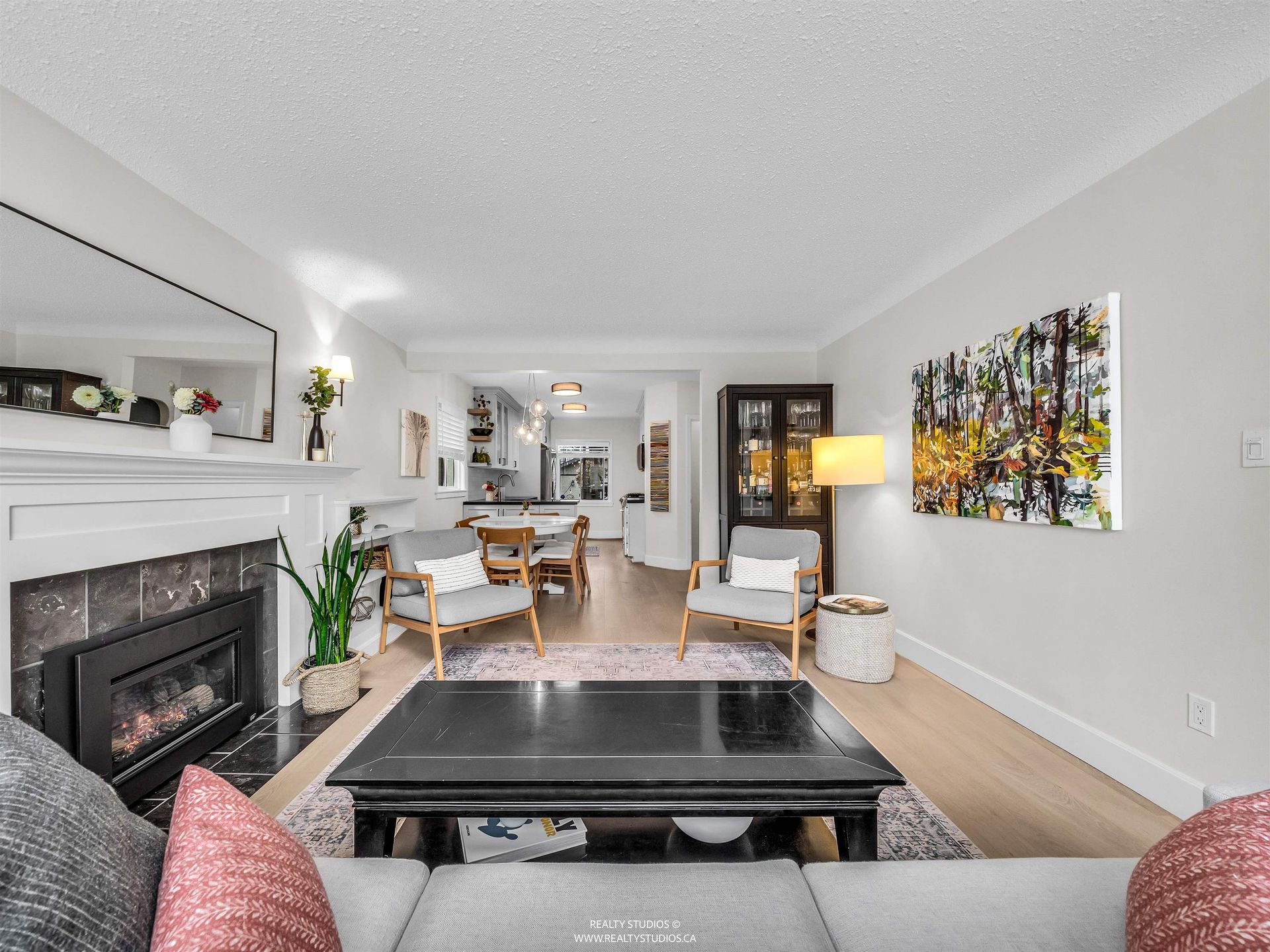 2690 Kitchener Street — photo 3