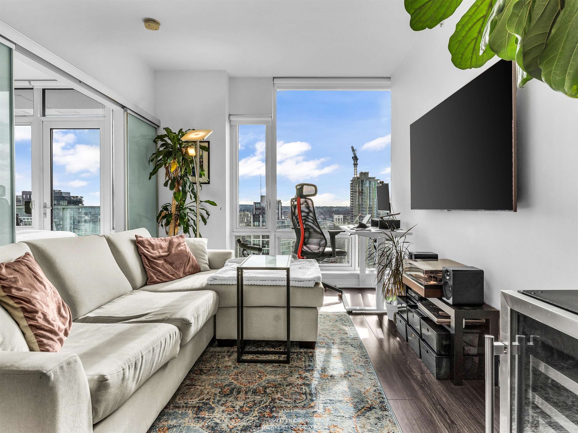 1283-howe-street-downtown-vw-vancouver-west-04 at 3305 - 1283 Howe Street, Downtown VW, Vancouver West