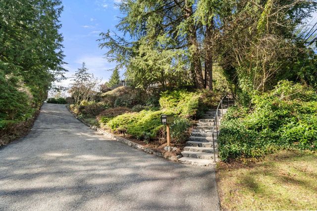 895-elveden-row-british-properties-west-vancouver-34 at 895 Elveden Row, British Properties, West Vancouver