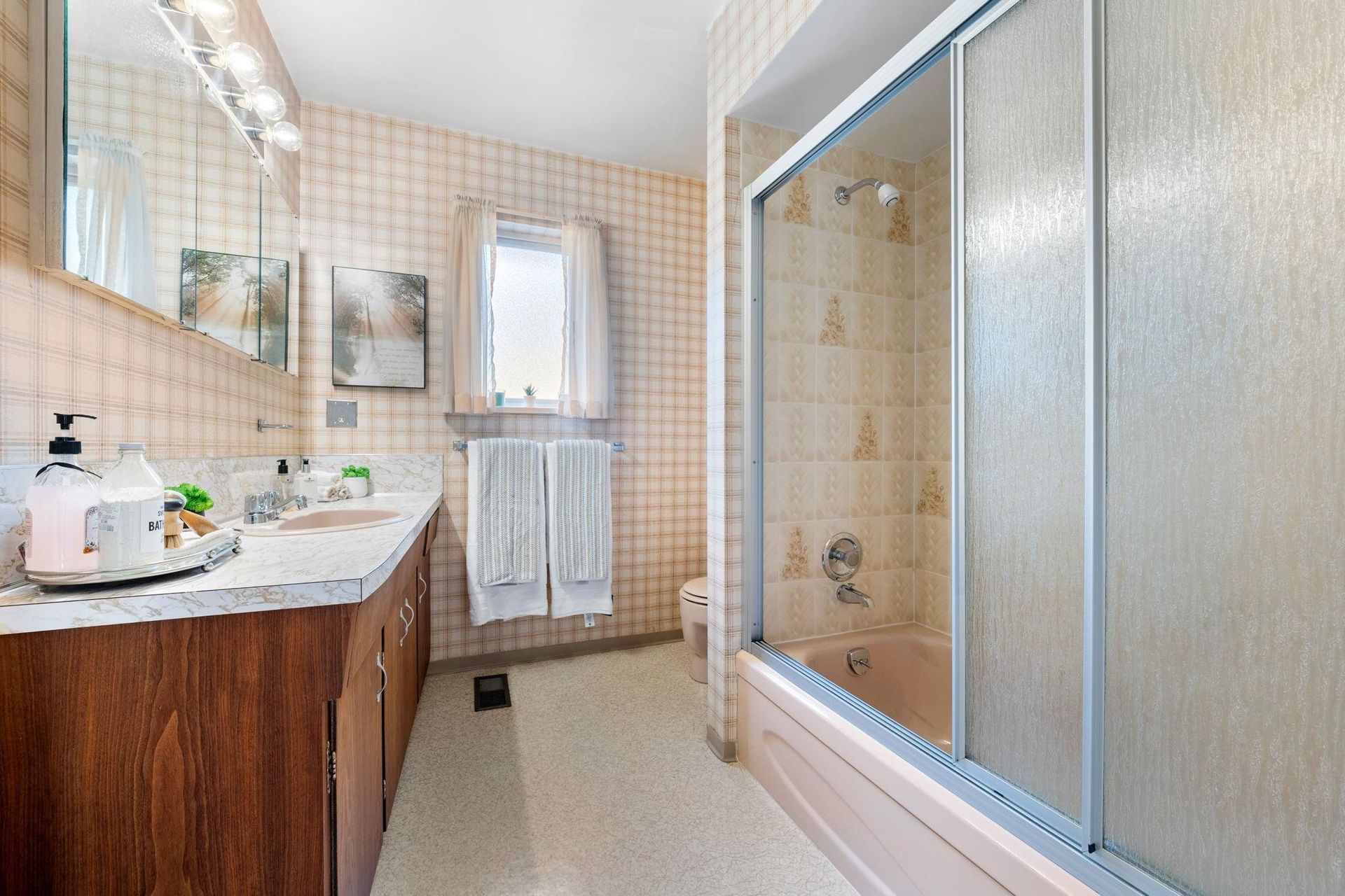 895-elveden-row-british-properties-west-vancouver-26 at 895 Elveden Row, British Properties, West Vancouver