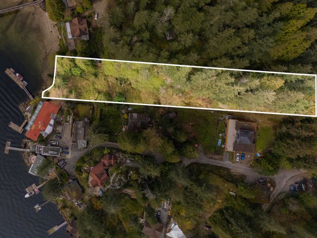 lot-3-sunshine-falls-lane-woodlands-sunshine-cascade-north-vancouver-06 at LOT 3 Sunshine Falls Lane, Woodlands-Sunshine-Cascade, North Vancouver