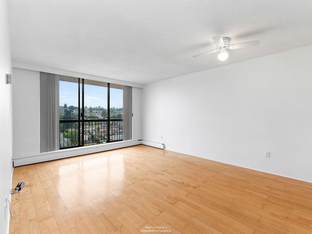 145-st-georges-avenue-lower-lonsdale-north-vancouver-06 at 1605 - 145 St. Georges Avenue, Lower Lonsdale, North Vancouver