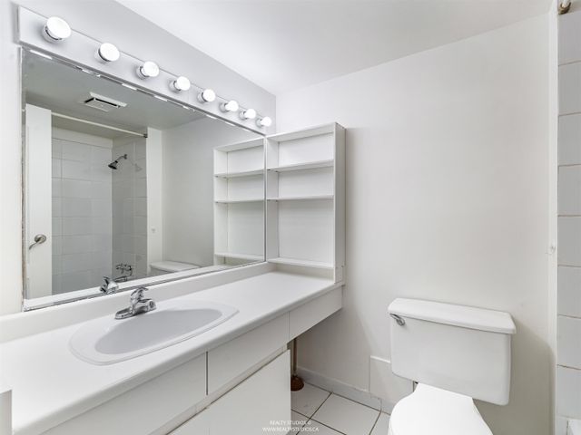 145-st-georges-avenue-lower-lonsdale-north-vancouver-25 at 1605 - 145 St. Georges Avenue, Lower Lonsdale, North Vancouver