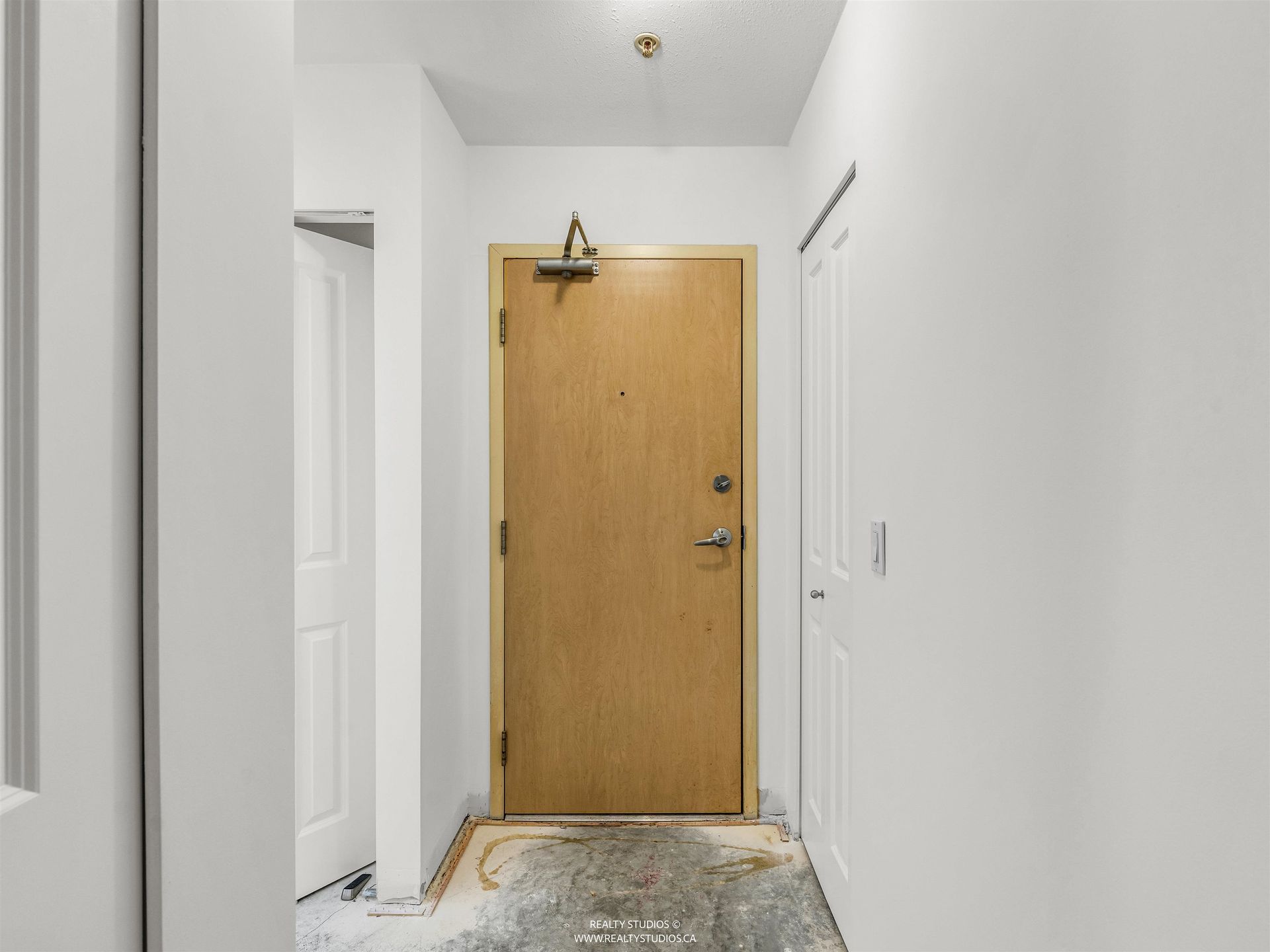 3151-connaught-crescent-edgemont-north-vancouver-10 at 206 - 3151 Connaught Crescent, Edgemont, North Vancouver