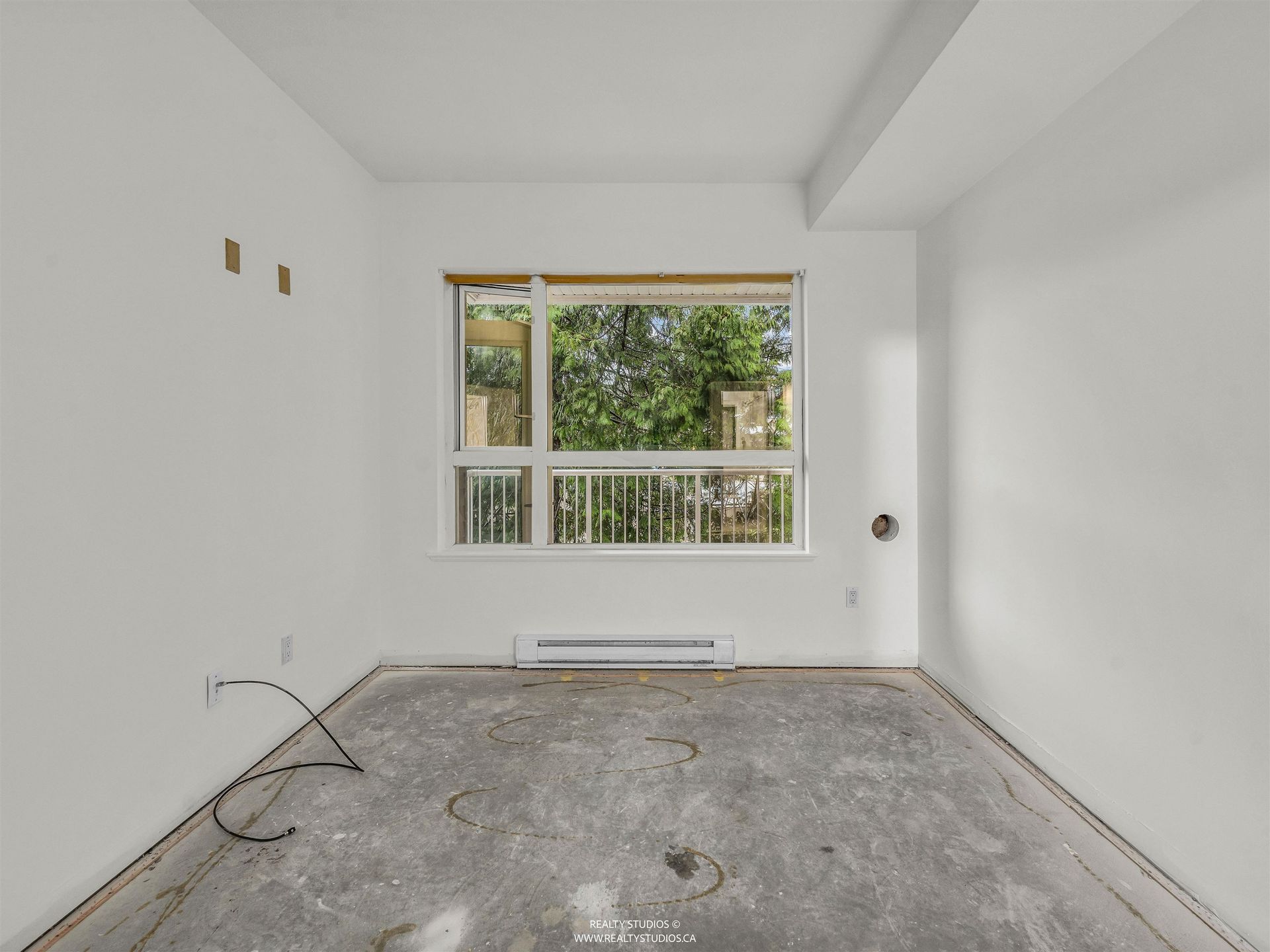 3151-connaught-crescent-edgemont-north-vancouver-14 at 206 - 3151 Connaught Crescent, Edgemont, North Vancouver