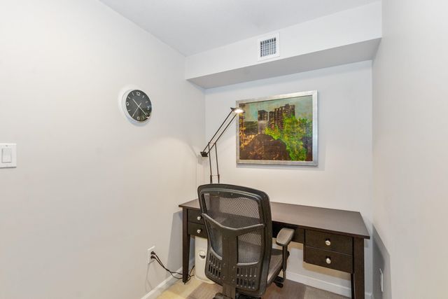 168-w-1st-street-lower-lonsdale-north-vancouver-23 at 168 W 1st Street, Lower Lonsdale, North Vancouver