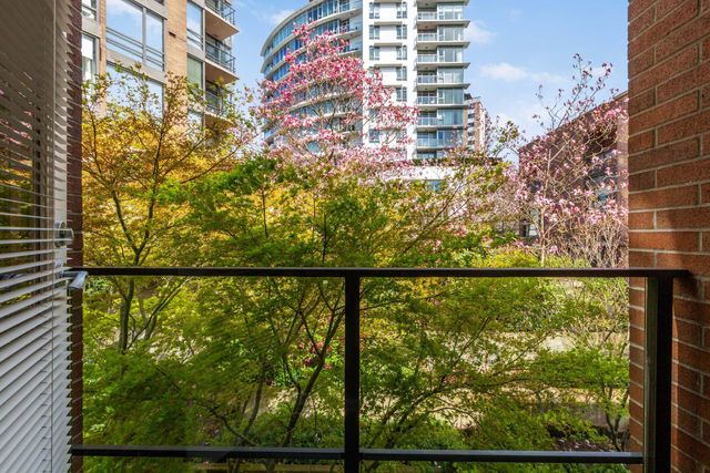 168-w-1st-street-lower-lonsdale-north-vancouver-24 at 168 W 1st Street, Lower Lonsdale, North Vancouver