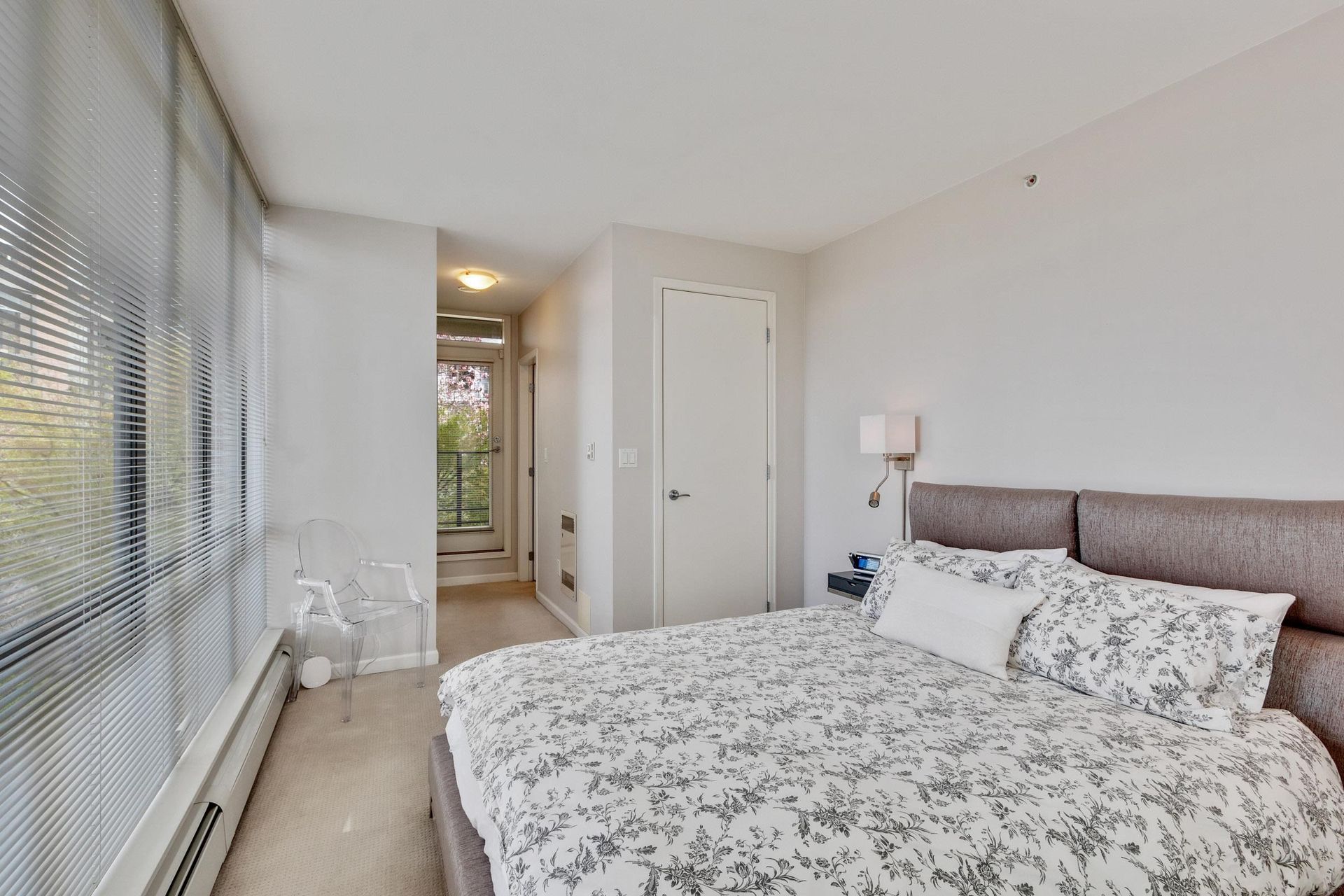 168-w-1st-street-lower-lonsdale-north-vancouver-17 at 168 W 1st Street, Lower Lonsdale, North Vancouver