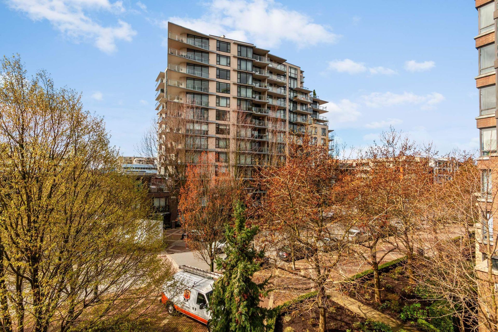 168-w-1st-street-lower-lonsdale-north-vancouver-26 at 168 W 1st Street, Lower Lonsdale, North Vancouver