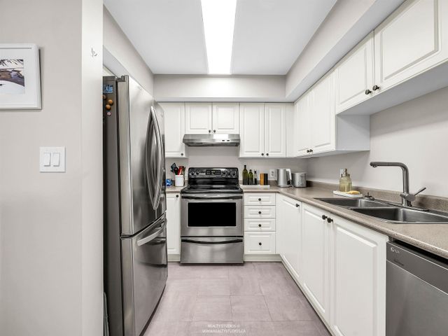 223-mountain-highway-lynnmour-north-vancouver-05 at 303 - 223 Mountain Highway, Lynnmour, North Vancouver