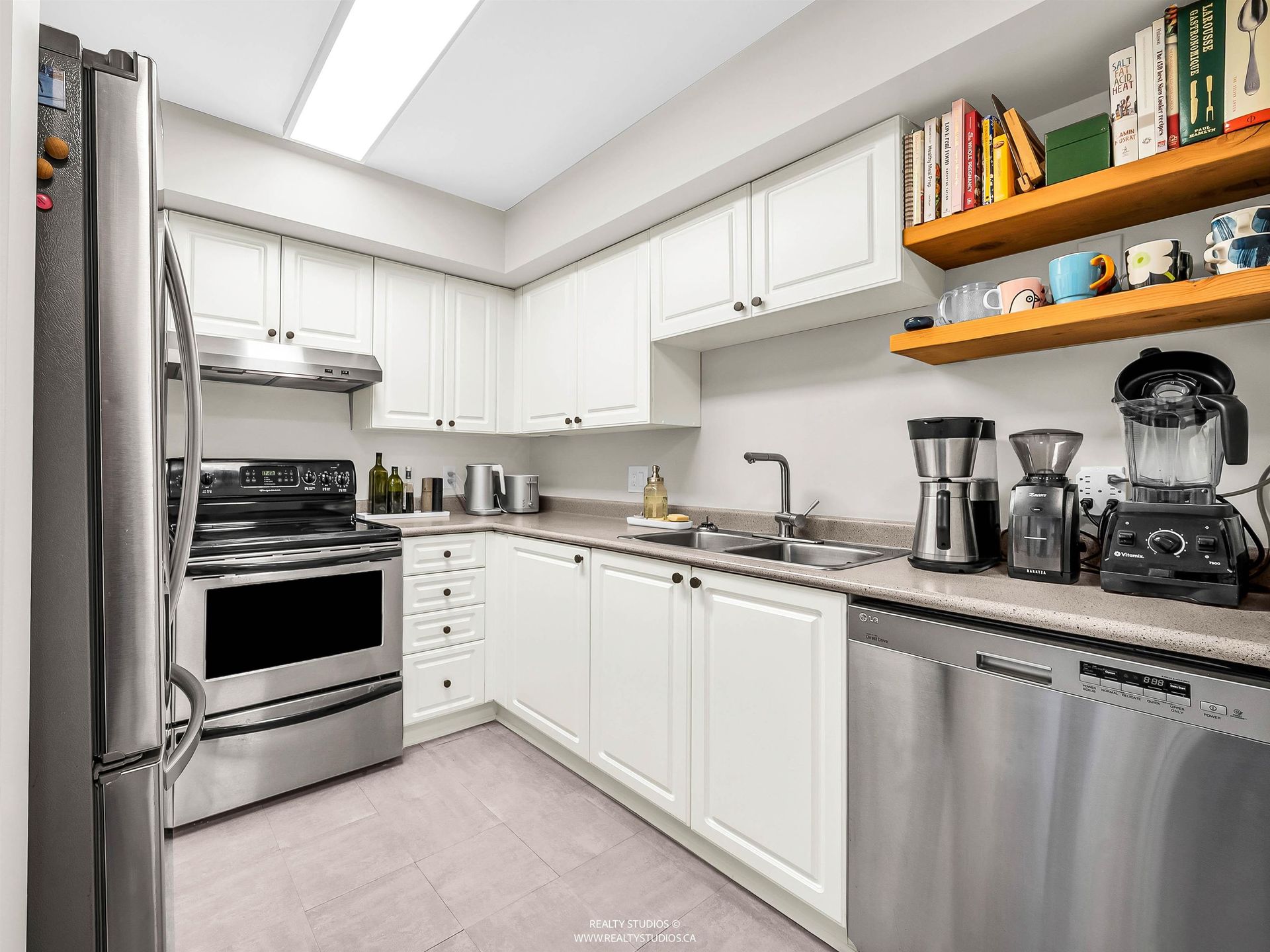 223-mountain-highway-lynnmour-north-vancouver-04 at 303 - 223 Mountain Highway, Lynnmour, North Vancouver