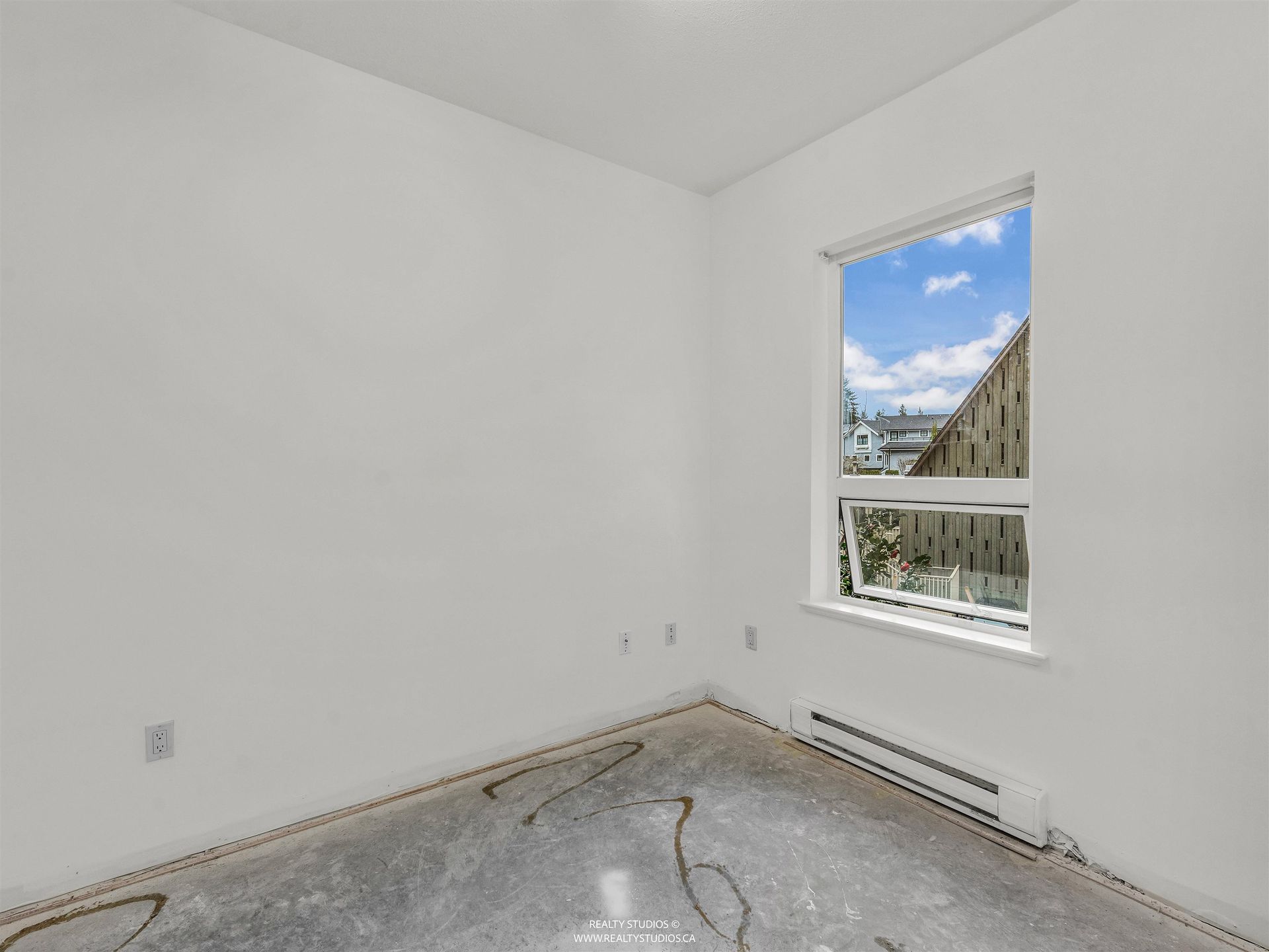 3151-connaught-crescent-edgemont-north-vancouver-16 at 206 - 3151 Connaught Crescent, Edgemont, North Vancouver