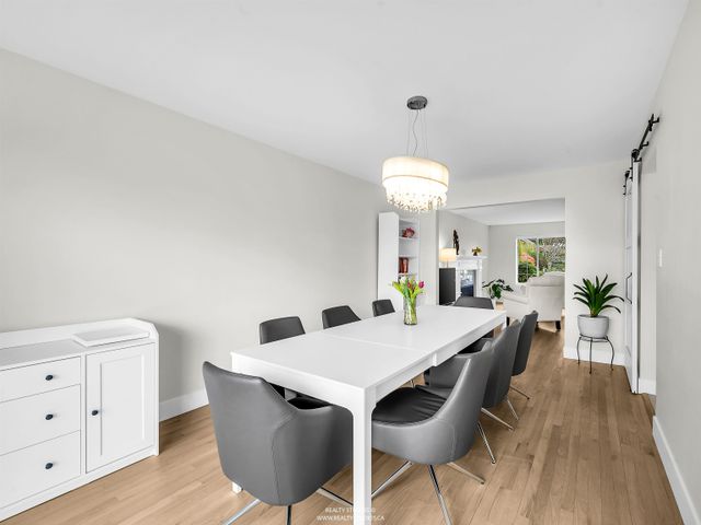 1405-20th-street-ambleside-west-vancouver-05 at 1405 20th Street, Ambleside, West Vancouver