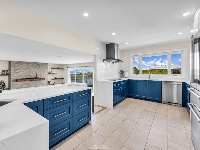 realty-studios-real-estate-photography-60-1 at 1405 20th Street, Ambleside, West Vancouver