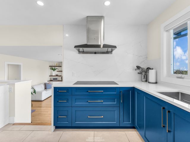 realty-studios-real-estate-photography-67 at 1405 20th Street, Ambleside, West Vancouver