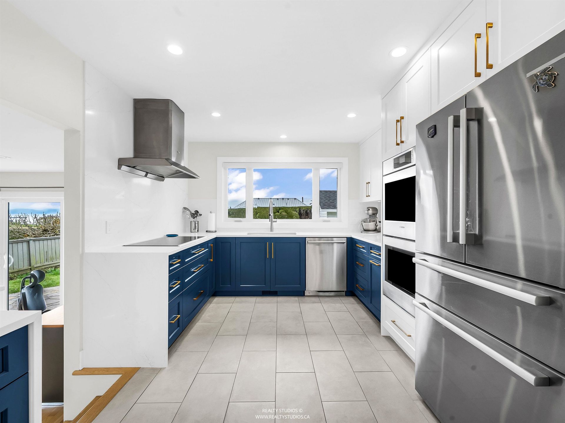 1405-20th-street-ambleside-west-vancouver-06 at 1405 20th Street, Ambleside, West Vancouver