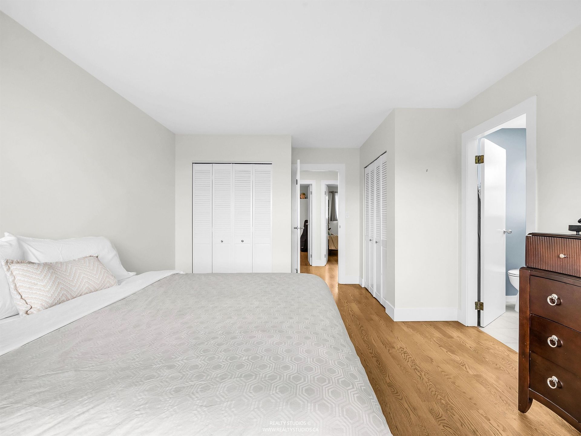 1405-20th-street-ambleside-west-vancouver-10 at 1405 20th Street, Ambleside, West Vancouver