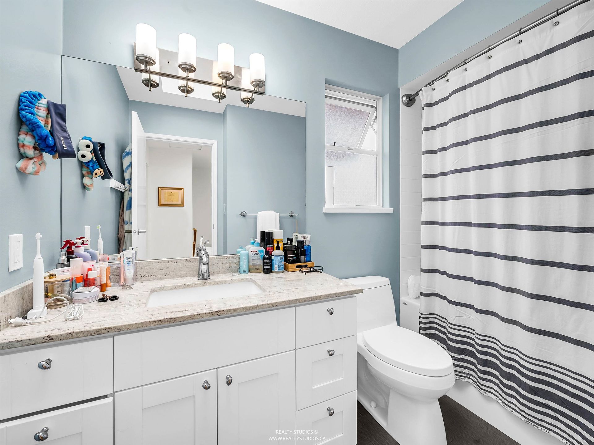 1405-20th-street-ambleside-west-vancouver-14 at 1405 20th Street, Ambleside, West Vancouver