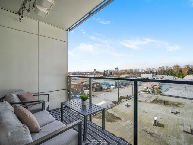 1496-charlotte-road-lynnmour-north-vancouver-30 at 401 - 1496 Charlotte Road, Lynnmour, North Vancouver