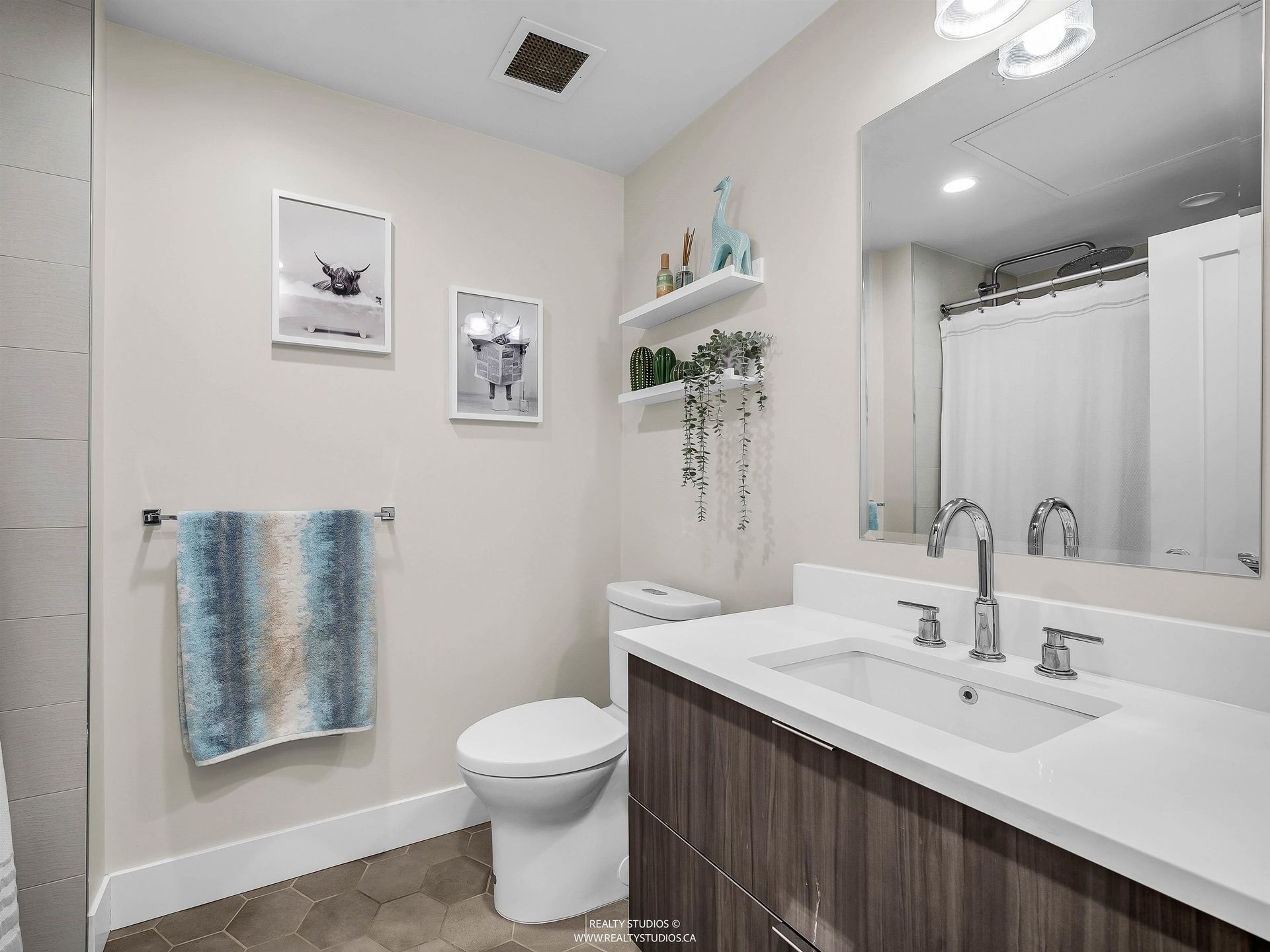 1496-charlotte-road-lynnmour-north-vancouver-23 at 401 - 1496 Charlotte Road, Lynnmour, North Vancouver