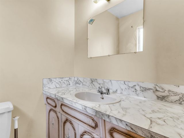 2553-bendale-road-blueridge-nv-north-vancouver-12 at 2553 Bendale Road, Blueridge NV, North Vancouver