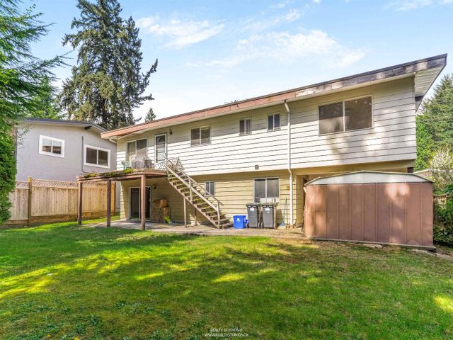 2553-bendale-road-blueridge-nv-north-vancouver-26 at 2553 Bendale Road, Blueridge NV, North Vancouver