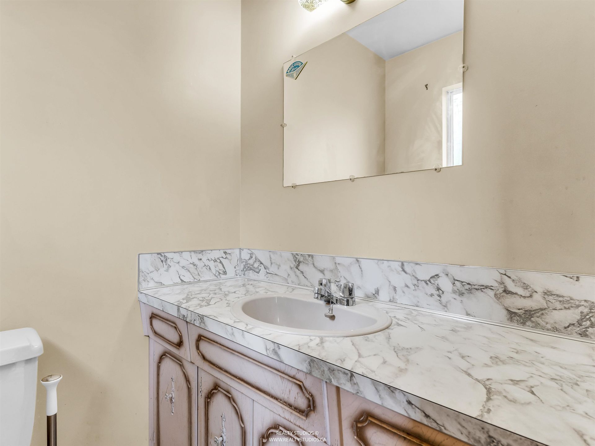 2553-bendale-road-blueridge-nv-north-vancouver-12 at 2553 Bendale Road, Blueridge NV, North Vancouver