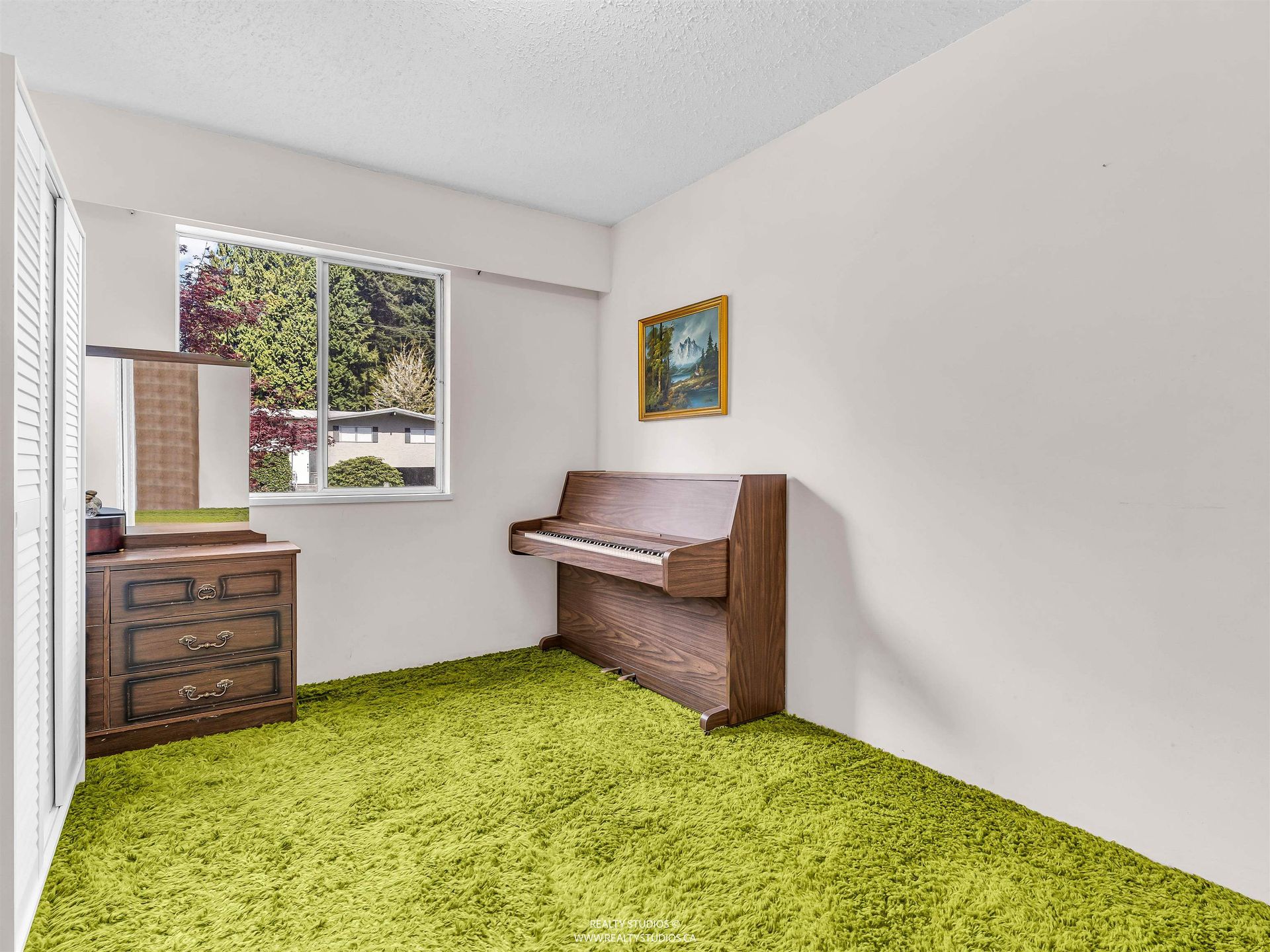 2553-bendale-road-blueridge-nv-north-vancouver-13 at 2553 Bendale Road, Blueridge NV, North Vancouver