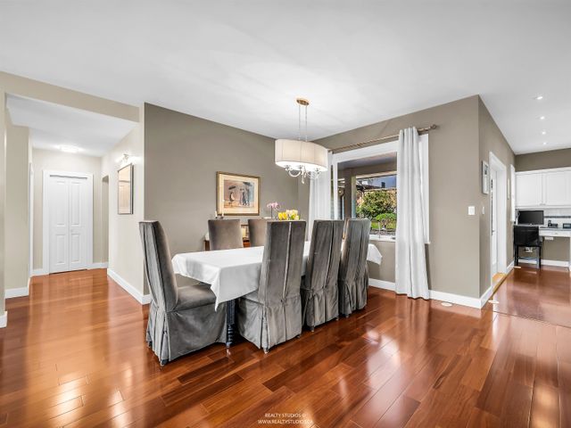 938-beaumont-drive-edgemont-north-vancouver-06 at 938 Beaumont Drive, Edgemont, North Vancouver