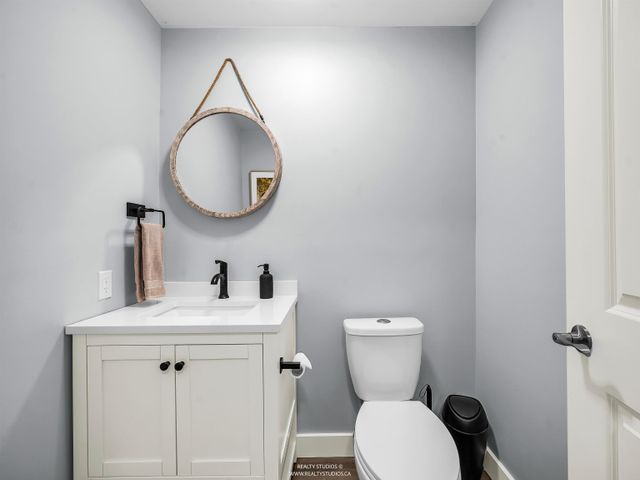 938-beaumont-drive-edgemont-north-vancouver-25 at 938 Beaumont Drive, Edgemont, North Vancouver