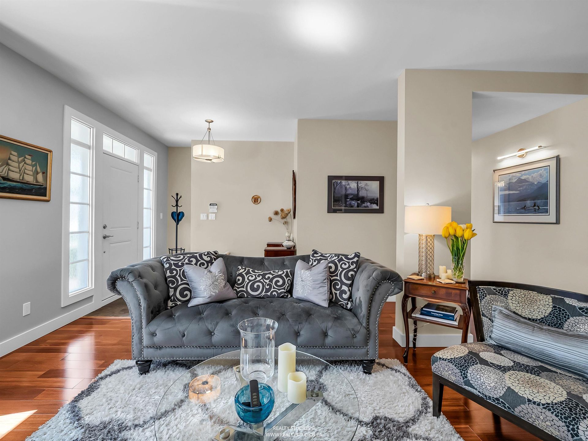 938-beaumont-drive-edgemont-north-vancouver-03 at 938 Beaumont Drive, Edgemont, North Vancouver