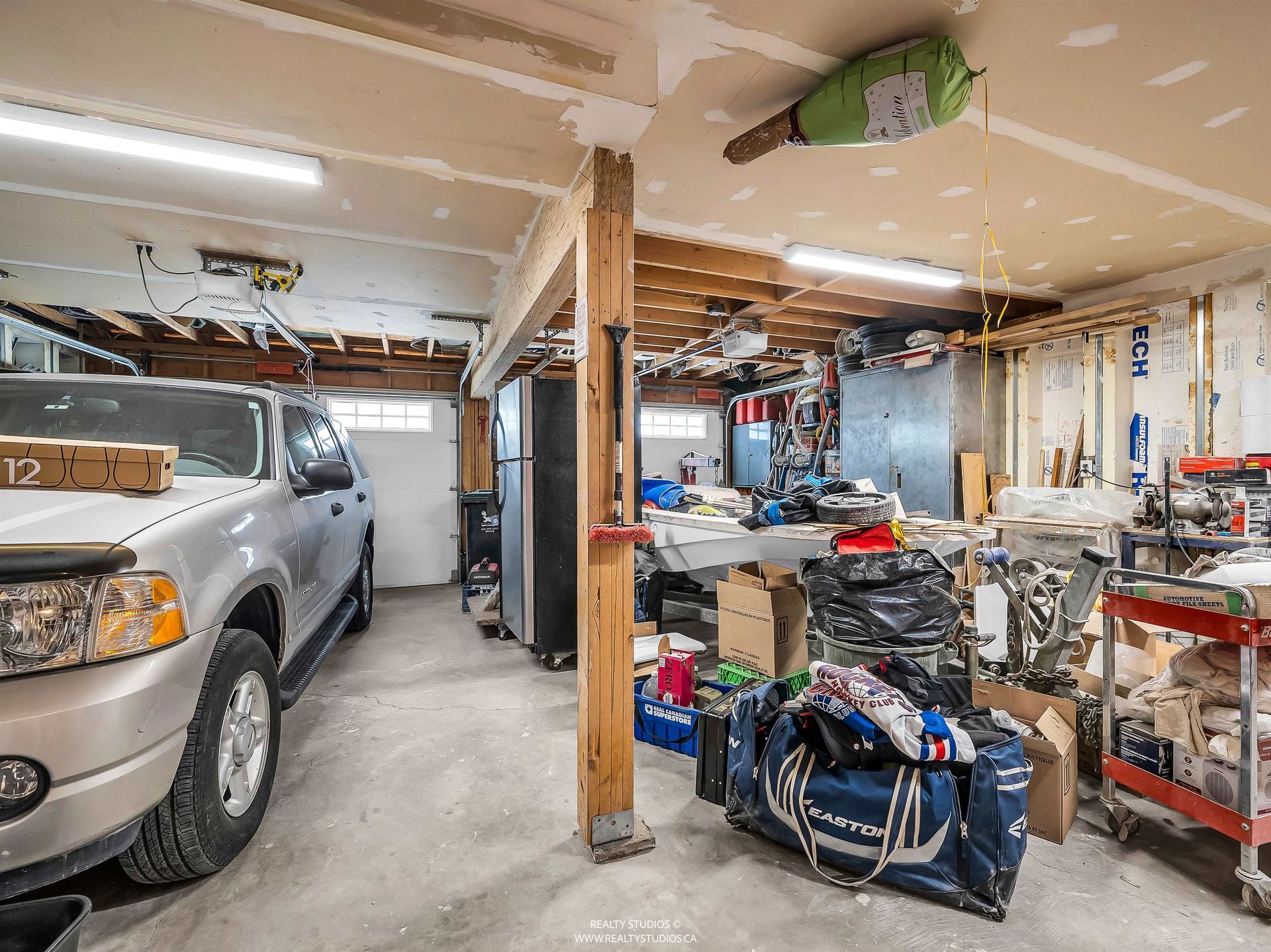 938-beaumont-drive-edgemont-north-vancouver-33 at 938 Beaumont Drive, Edgemont, North Vancouver