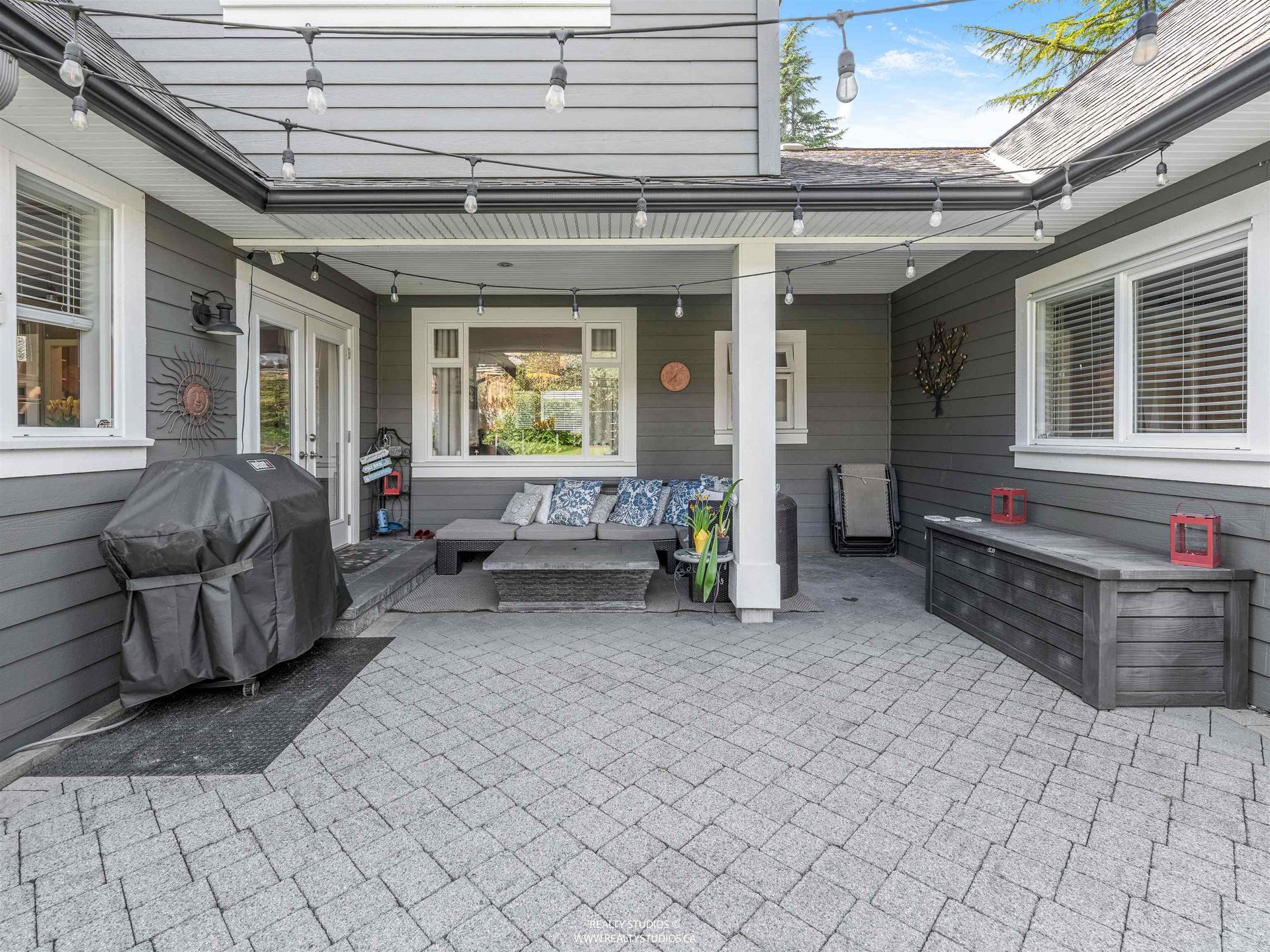 938-beaumont-drive-edgemont-north-vancouver-36 at 938 Beaumont Drive, Edgemont, North Vancouver