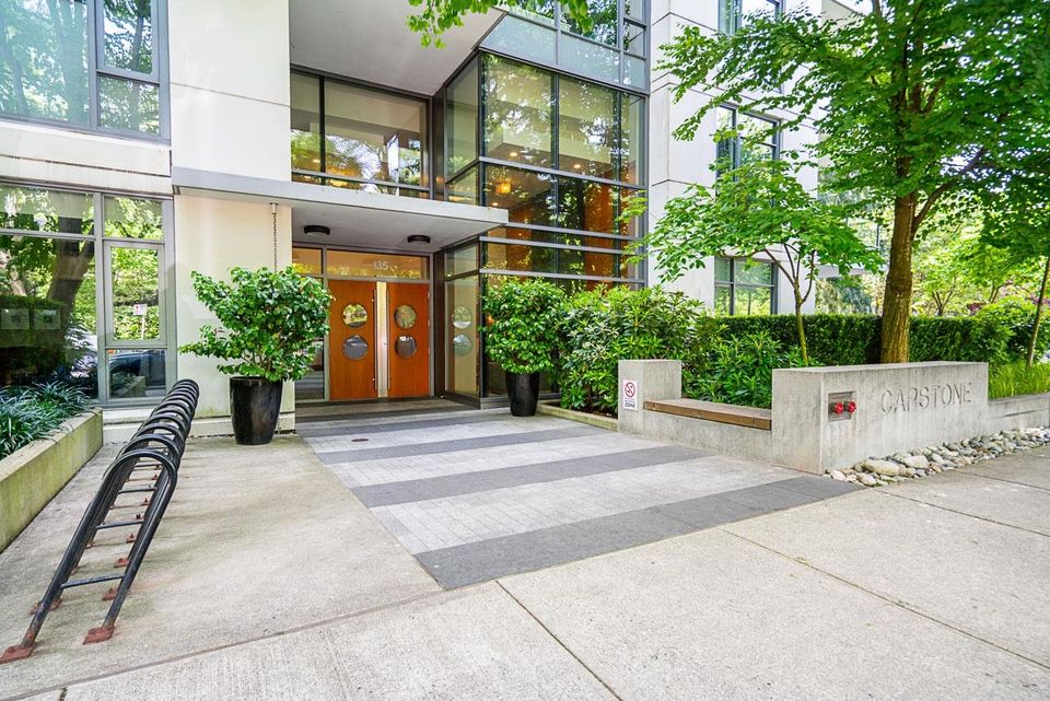 202 - 135 W 2nd Street1