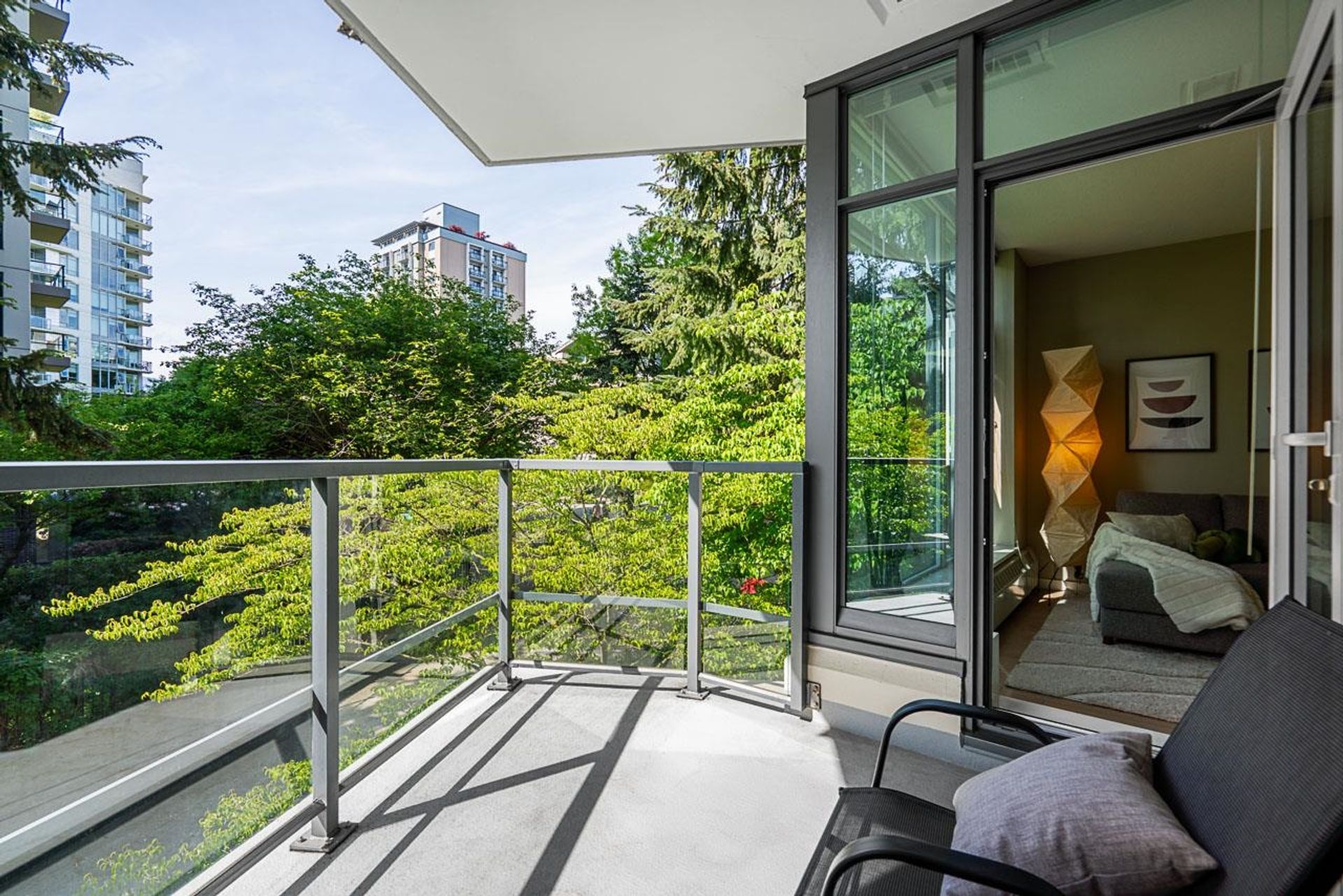 135-w-2nd-street-lower-lonsdale-north-vancouver-18 at 202 - 135 W 2nd Street, Lower Lonsdale, North Vancouver