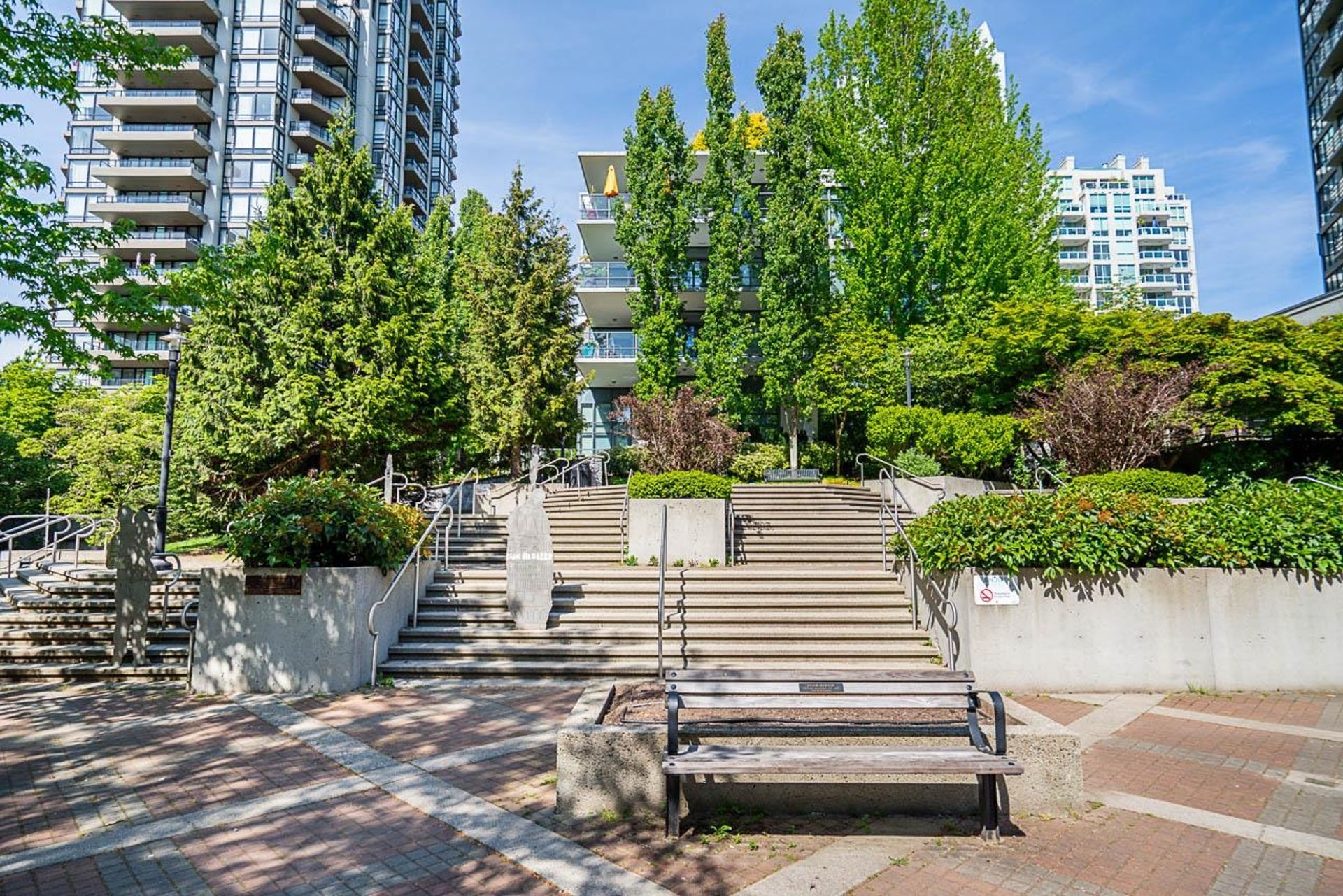 135-w-2nd-street-lower-lonsdale-north-vancouver-29 at 202 - 135 W 2nd Street, Lower Lonsdale, North Vancouver