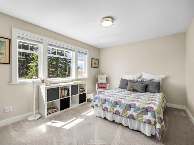 938-beaumont-drive-edgemont-north-vancouver-27 at 938 Beaumont Drive, Edgemont, North Vancouver