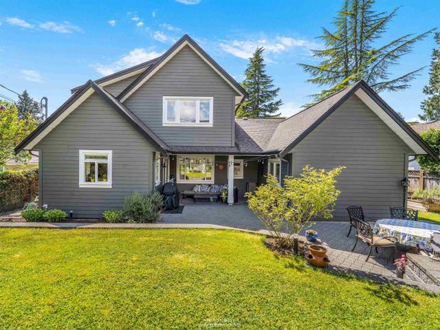 938-beaumont-drive-edgemont-north-vancouver-33 at 938 Beaumont Drive, Edgemont, North Vancouver
