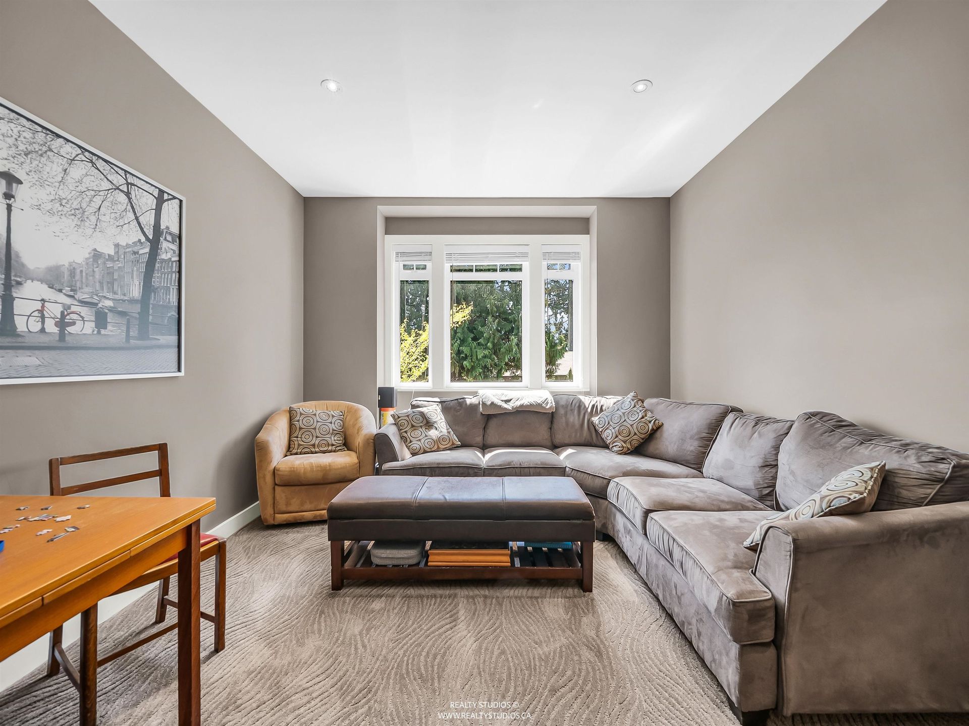 938-beaumont-drive-edgemont-north-vancouver-16 at 938 Beaumont Drive, Edgemont, North Vancouver