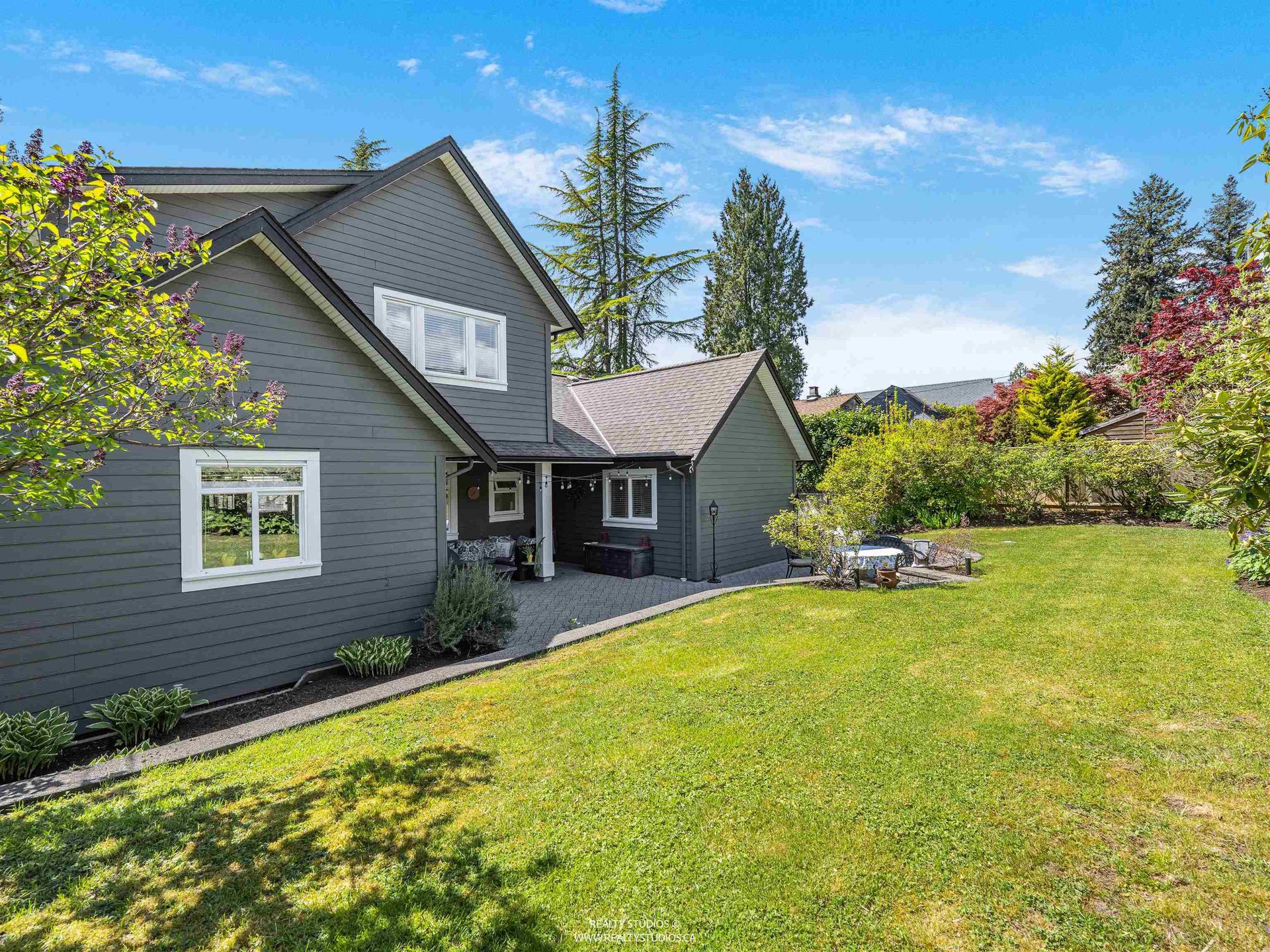 938-beaumont-drive-edgemont-north-vancouver-34 at 938 Beaumont Drive, Edgemont, North Vancouver