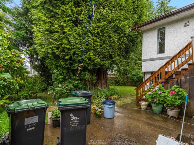 2599-masefield-road-lynn-valley-north-vancouver-13 at 2599 Masefield Road, Lynn Valley, North Vancouver