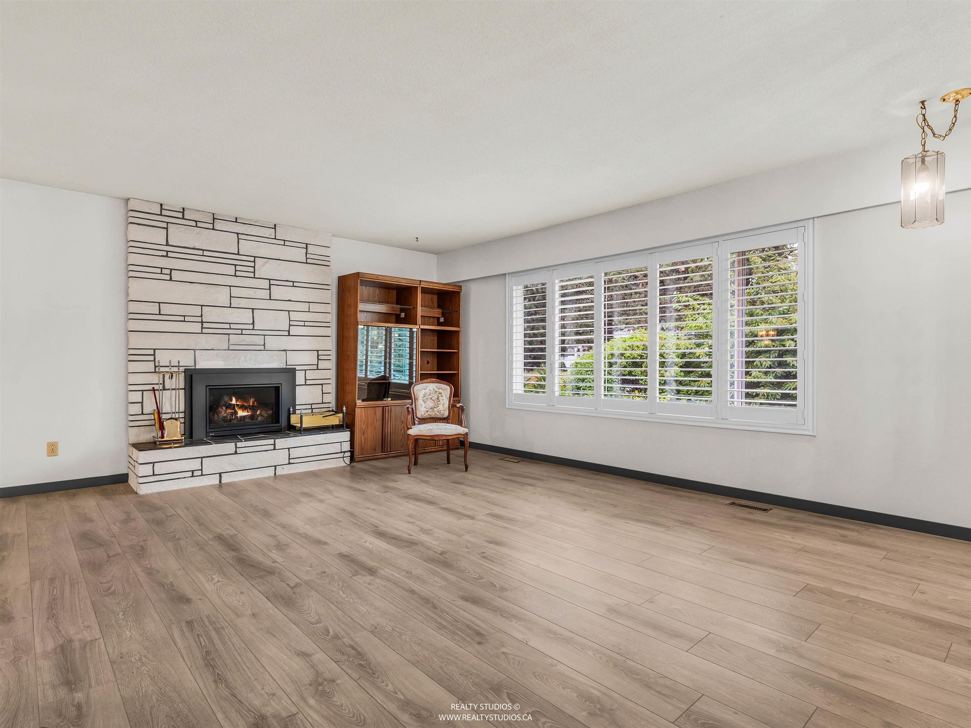 2599-masefield-road-lynn-valley-north-vancouver-15 at 2599 Masefield Road, Lynn Valley, North Vancouver