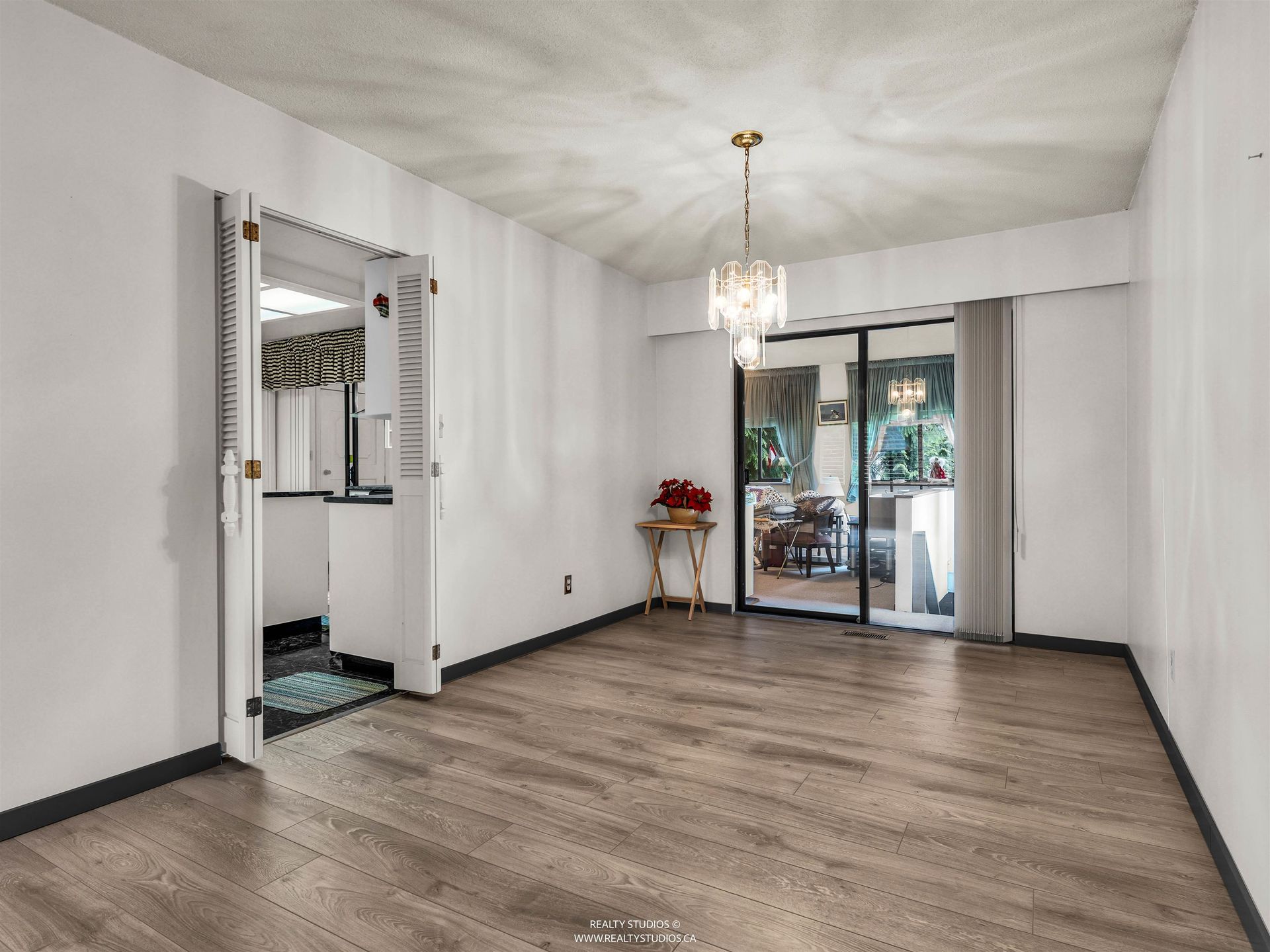 2599-masefield-road-lynn-valley-north-vancouver-19 at 2599 Masefield Road, Lynn Valley, North Vancouver