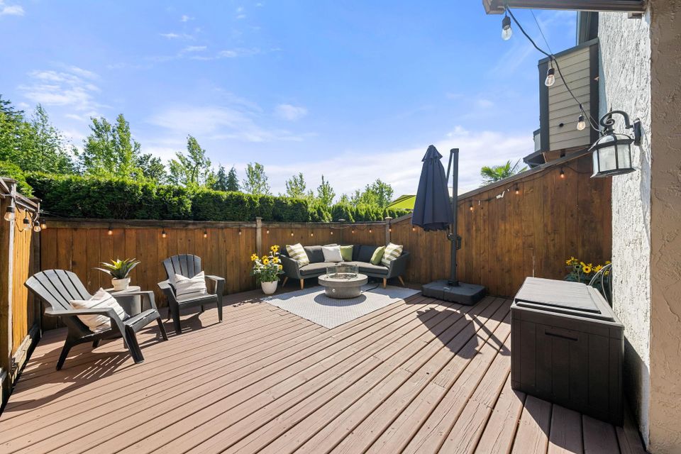 18 - 220 E 11th Street2
